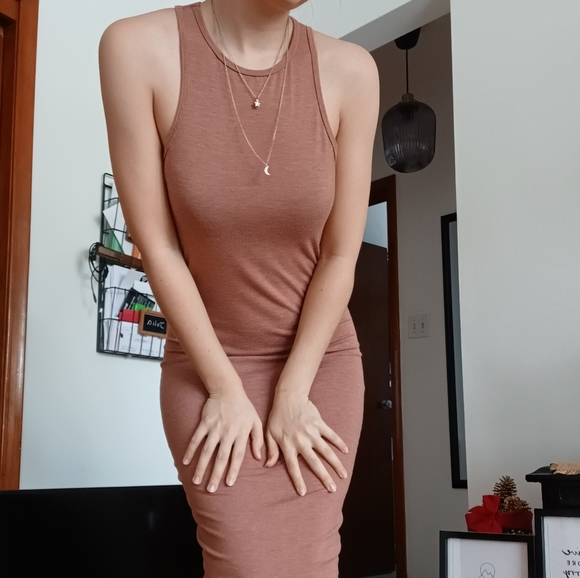 🌱Host Pick🌱 Nude Bodycon Midi Dress, Forever 21 - Picture 11 of 14